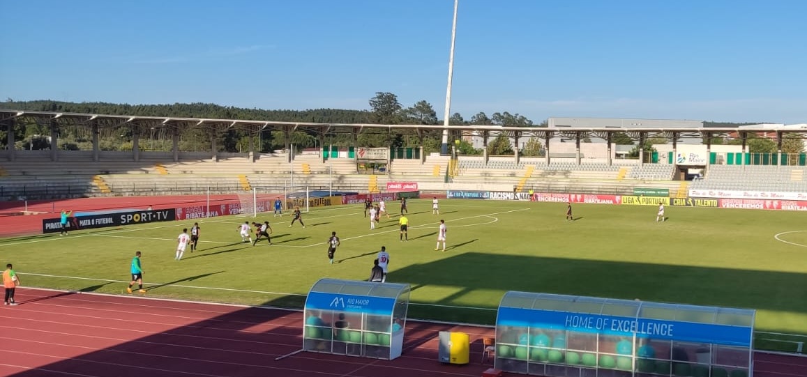 Sporting da Covilhã termina ano com empate - Rádio Altitude